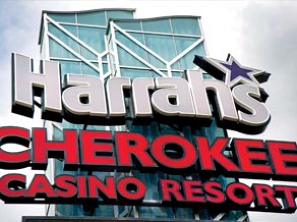 Harrah&#039;s extends casino closure