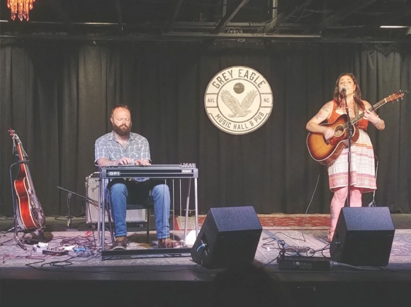 Jane Kramer and Matthew Smith performing at The Grey Eagle on July 26. (photos: Garret K. Woodward)