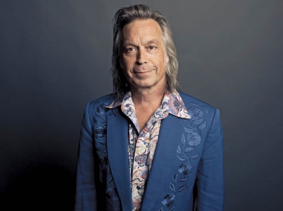 Jim Lauderdale.