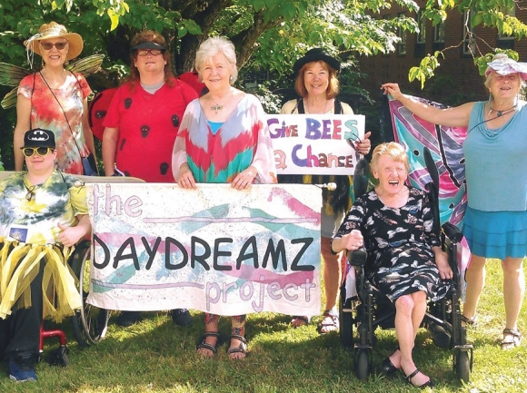 Daydreamz Project volunteers help people discover their own creative talents. Donated photo