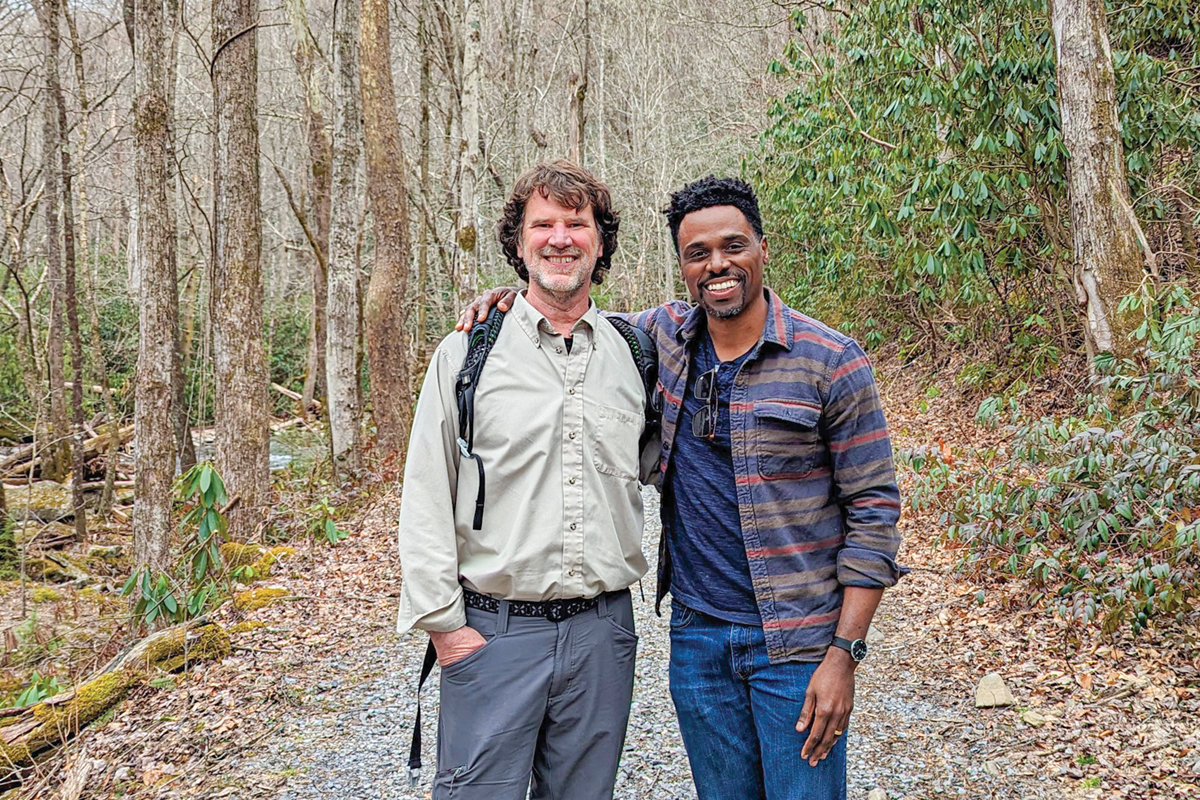 The 2024 Steve Kemp Writer in Residence Daron K. Roberts (right) stands with the residency’s namesake, who served as interpretive products and services director for Smokies Life until his retirement in 2017. Daron K. Roberts photo.