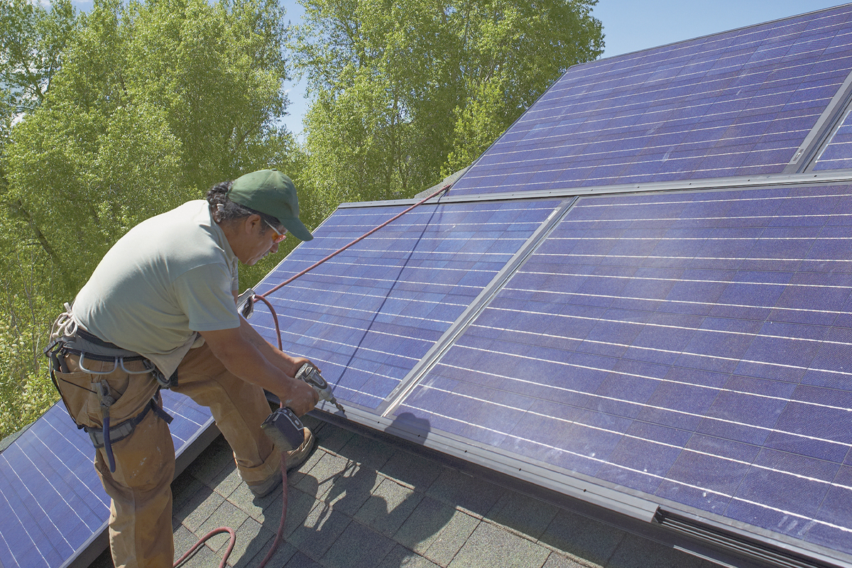 The Town of Waynesville is again considering solar power as a hedge against rising electricity costs. 
