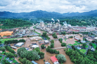 Canton candidates confront years of crisis