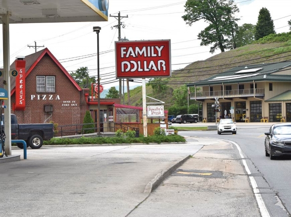 Speedy’s Pizza and the Valero Gas Station &amp; Convenience Store are both on the N.C. Department of Transportation’s preliminary list of businesses that could be displaced. Holly Kays photo