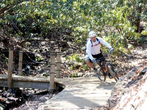 Cherokee unveils trail system