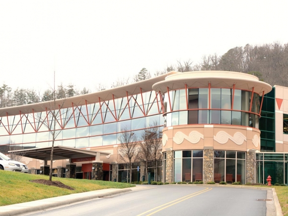 Cherokee Hospital Authority leadership recently asked Swain County commissioners to support a resolution to expand Medicaid in North Carolina. Donated Photo