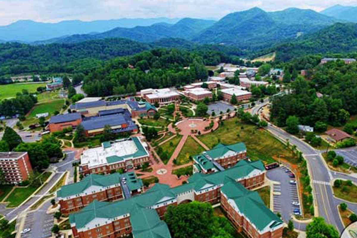 WCU projects larger freshman class for 2023
