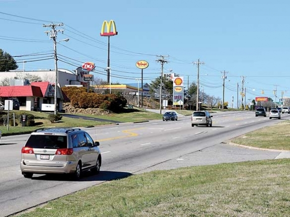 DOT to ditch ‘suicide lane’ on 441 in Franklin
