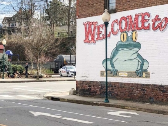 Bathrooms, hand-washing now available in Frog Level