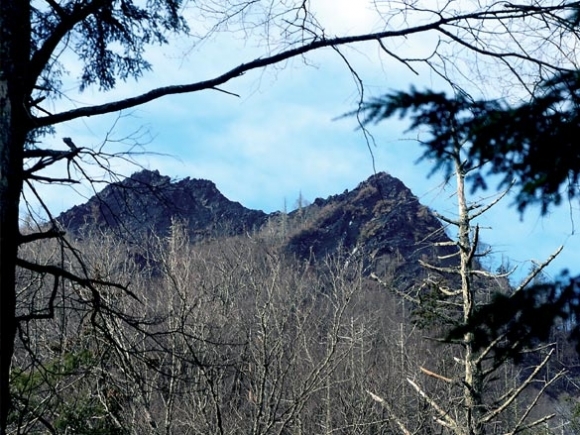 Down to bare rock: Smokies’ Chimney Tops could be closed for years following fire