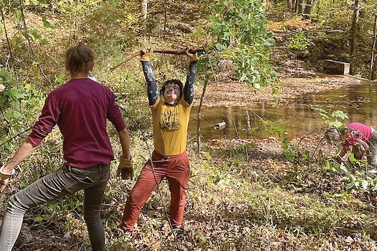 MountainTrue hosts plant workday