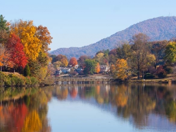 Colorful fall predicted for Western North Carolina