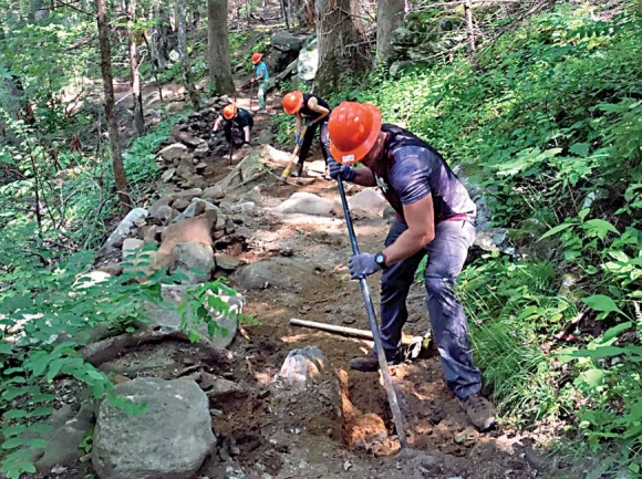 Trails Forever crews work on Rainbow Falls Trail, a project that wrapped up last year. NPS photo
