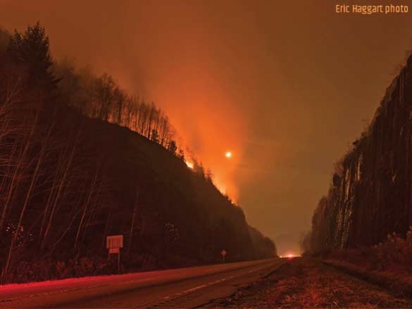 As N.C. wildfires slacken, Smokies blaze roars into Gatlinburg