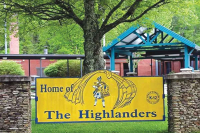 Highlanders object to canceling school expansion  