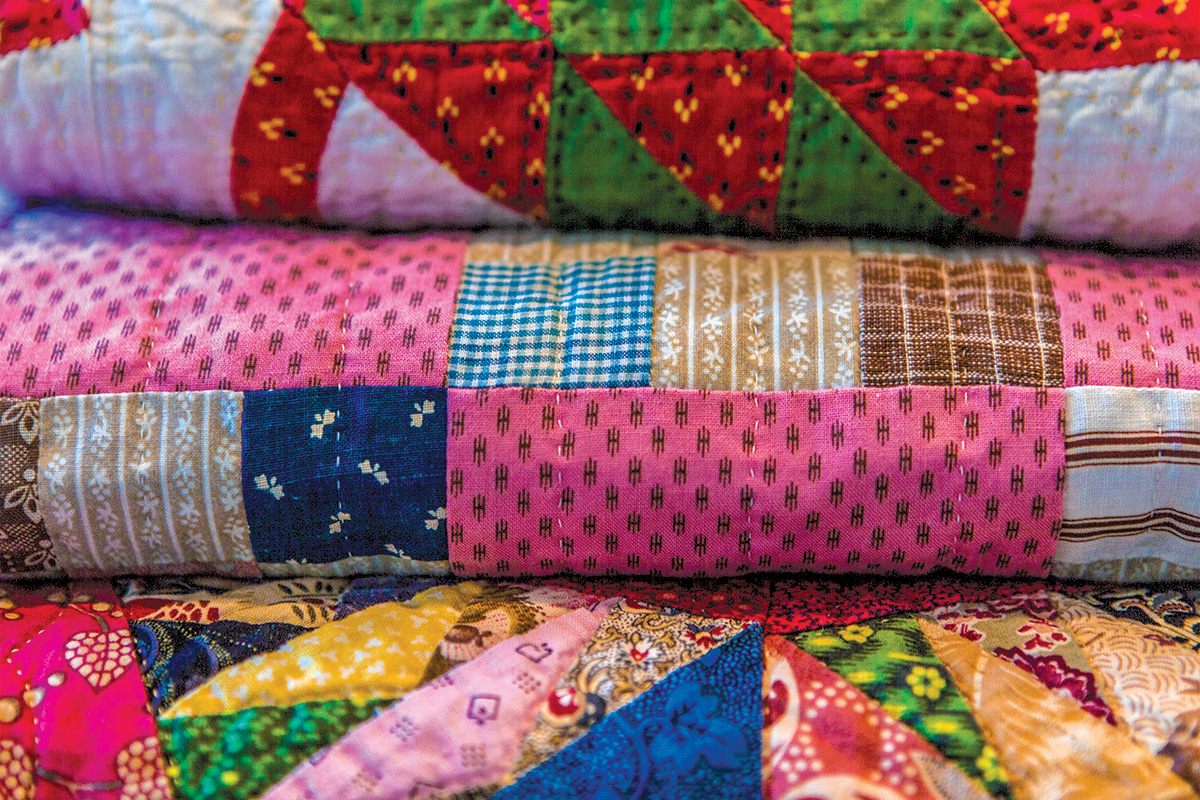 HCC quilting, upholstery show