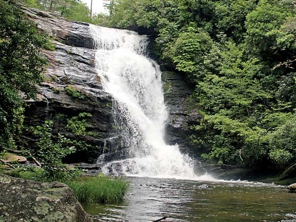 Fatalities prompt caution when visiting waterfalls