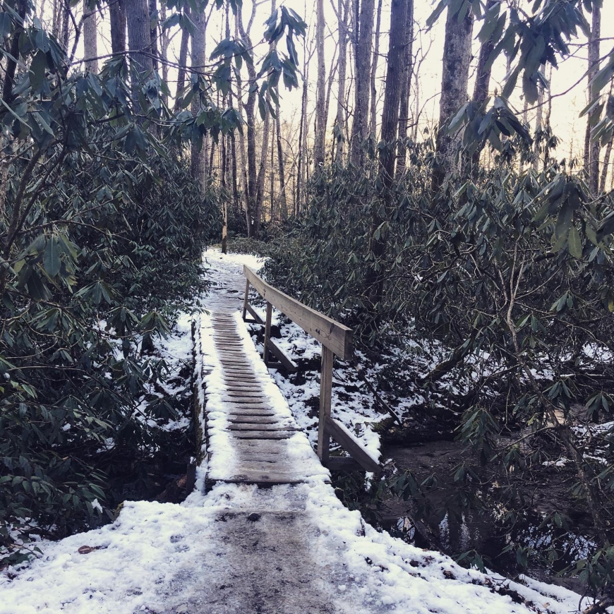 Tips for hiking through the winter
