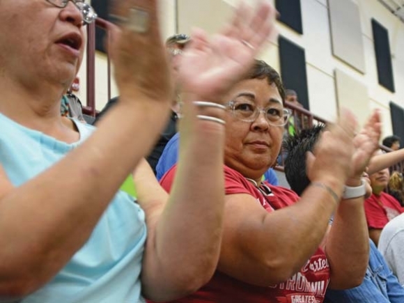 Cherokee chief receives massive support at Grand Council