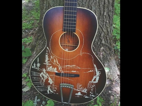 The 1940s Rotary Deluxe cowboy parlor guitar. (photo: Garret K. Woodward)