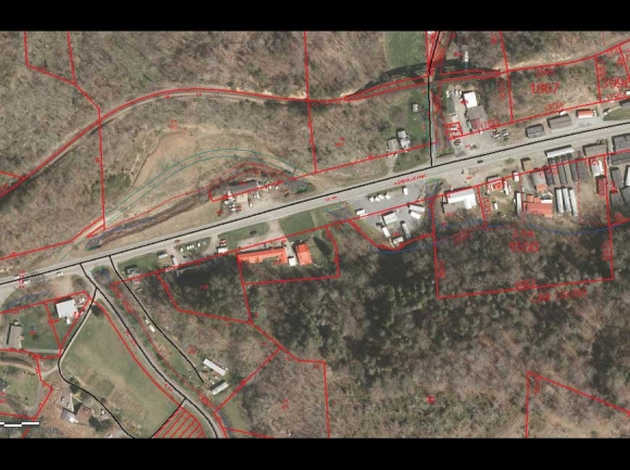 The eastern terminus of a proposed walkway along Old Asheville Highway, east of Canton, lies at Chestnut Mountain Road (lower left). Haywood GIS photo