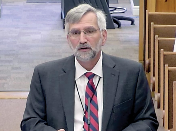 Attorney General Mike McConnell discusses the election ordinance with Tribal Council during an Aug. 27 work session. EBCI image