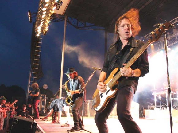 Bassist Jeff Pilson of Foreigner.