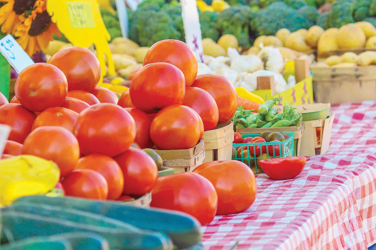 Bryson City hosts weekly farmers market