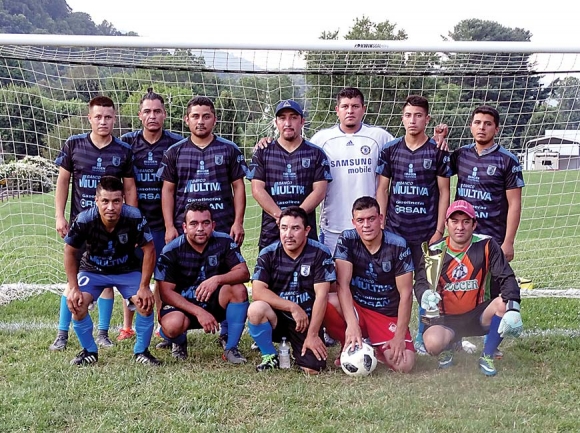 The members of team Queretaro pose following their victory. Donated photo