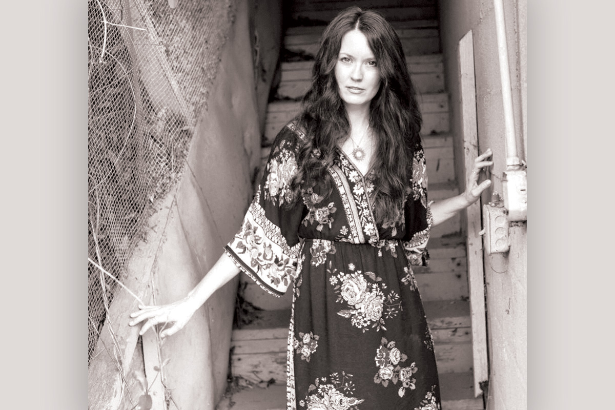 Holton returns to Mountain Layers