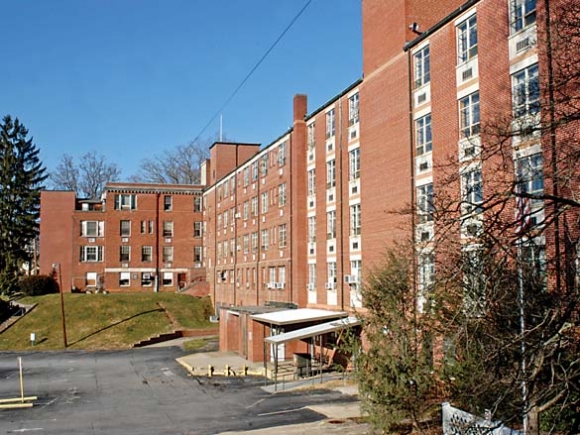 Old hospital’s rehab into low-income housing falls flat
