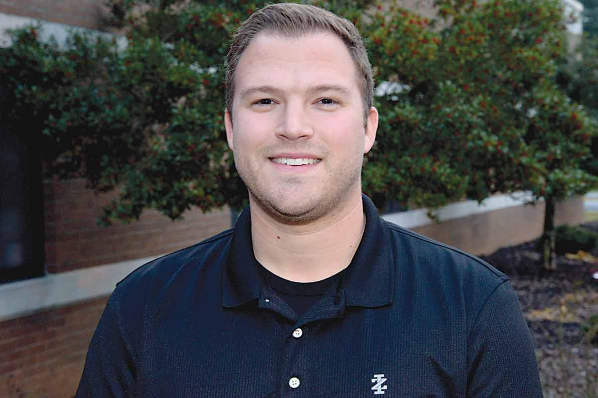 Jake Tallent, a former New Century Scholar and 2014 SCC graduate, spoke to the next generation of New Century Scholars during their induction ceremony on Jan. 30 at Southwestern’s Jackson Campus in Sylva. Donated photo