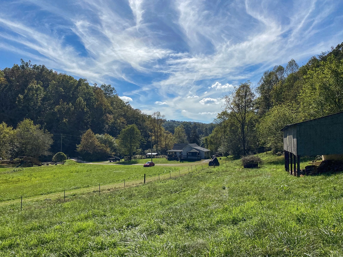 Full Spectrum Farms. Hannah McLeod photos