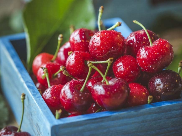 Cherry binging is a thing