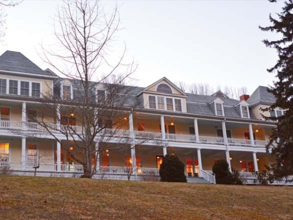 Raleigh hotelier purchases Balsam Mountain Inn