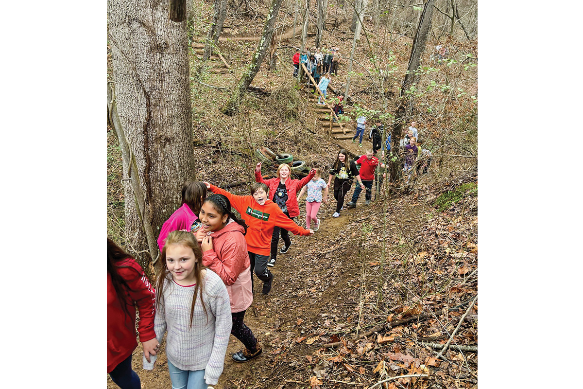 Carolina Mountain Club builds trail at North Canton Elementary