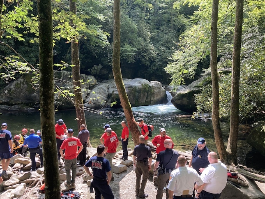 Emergency responders stage a search at Big Creek. 