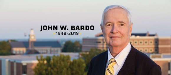 Former WCU chancellor dies