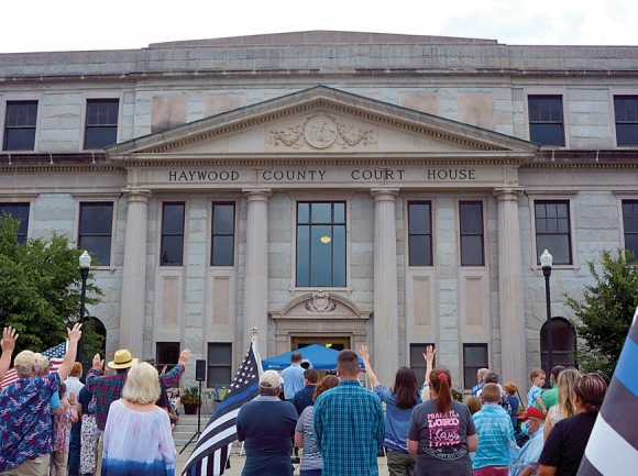 Back the Badge' rally comes to Waynesville