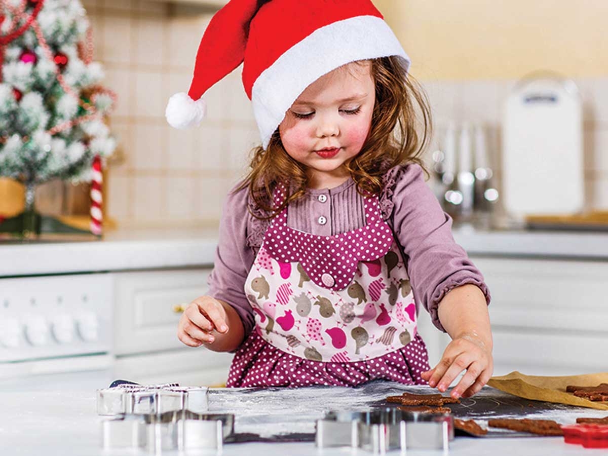 Involving the kids with holiday baking